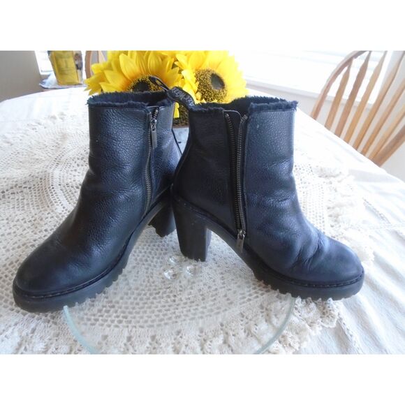 Dr Martens Magdalena Boots Women 10 Heeled Platform Zip Chunky Leather Fur Lined - Picture 3 of 10